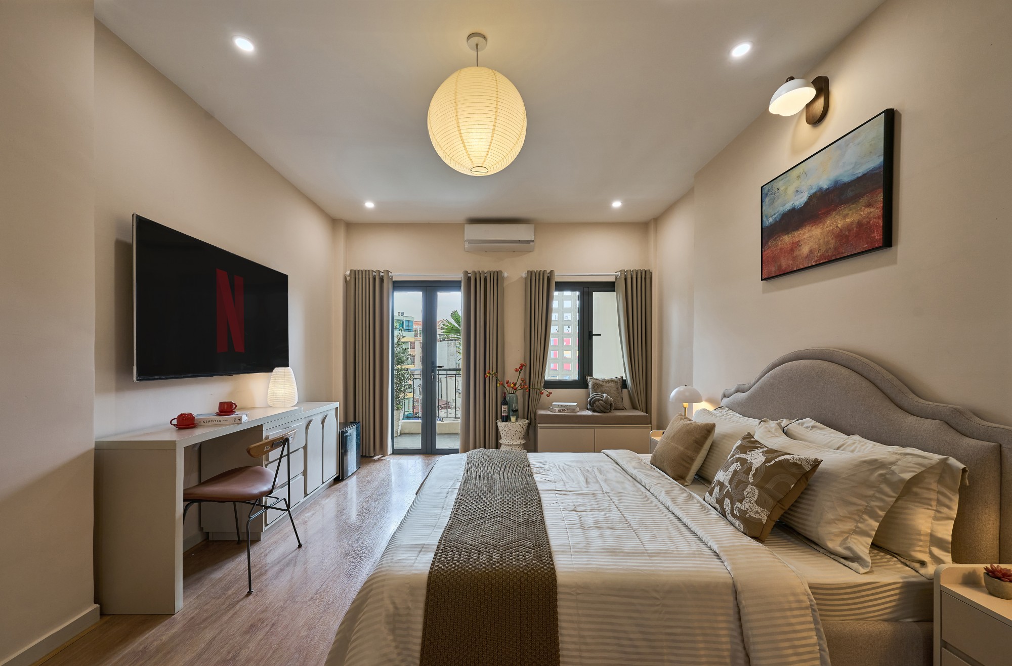 Secret Garden Hotel Phan Xích Long Hạng Vip